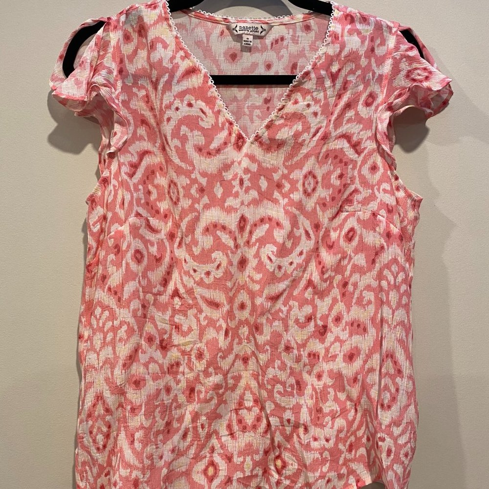 Ladies Size Small Spring Top